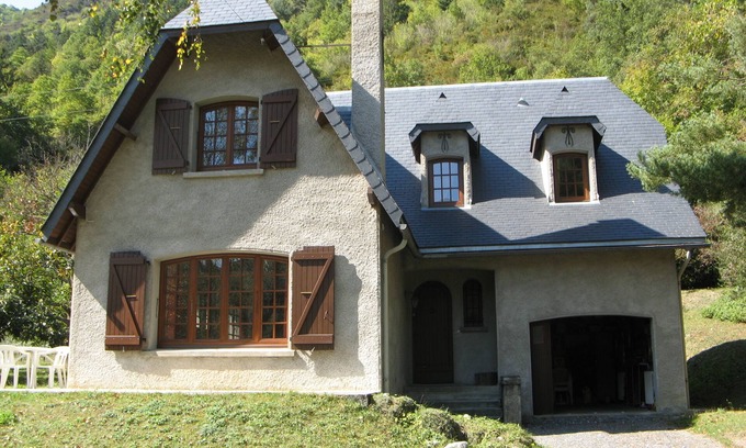 Vielle-Aure Ski Chalet | Maison Hous D'arrou au Cœur de la Vallée D'aure
