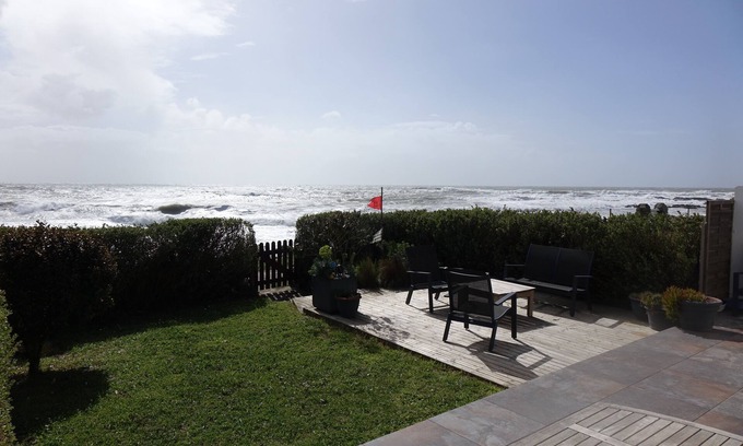 Piriac-sur-Mer House | Maison Individuelle Située Direct mer Avec Plage à 100 M
