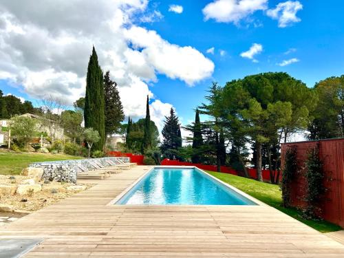 Berriac Bed & Breakfast | Maison Joyeuseté, Cité de Carcassonne 7 min, Piscine 20m chauffée toute l'année, Clim, Parking
