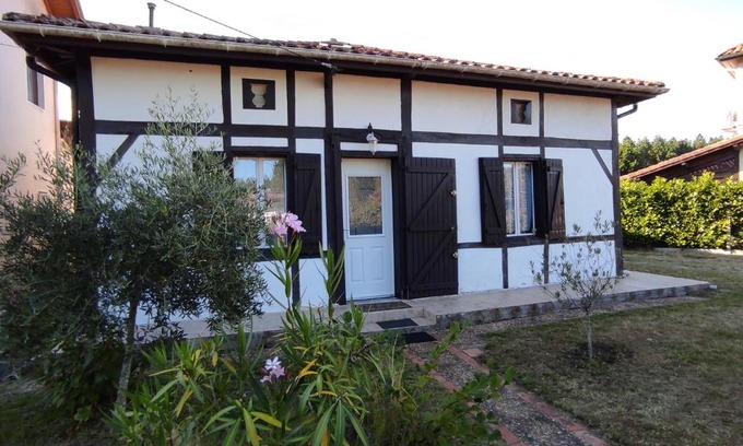 Rion-des-Landes House | Maison Landaise chaleureuse
