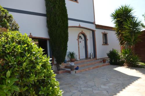 Villeneuve-les-Beziers Bed & Breakfast | MAISON LES AGAPANTHES