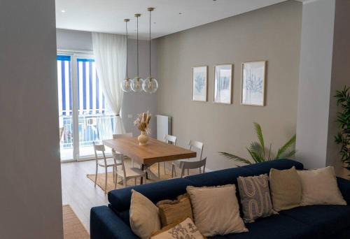 Salerno Apartment | Maison Lisa - NEW stylish central home in Salerno