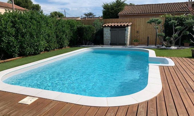Morieres-les-Avignon House | Maison Mascarons - Welkeys