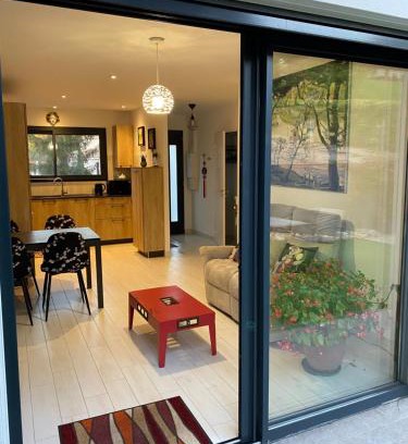 Puygouzon House | Maison moderne vue sur Albi