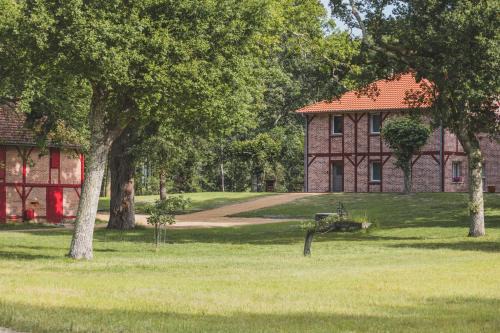 Onesse-et-Laharie Bed & Breakfast | Maison Montaut