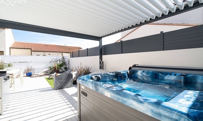 Pia House | Maison Neuve Avec SPA Pergola Terrain DE Boules