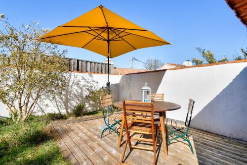 Barbatre House | Maison pour 4 avec jardin et terrasse - 500m plage