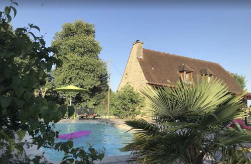 Plazac House | Maison pour 6 avec piscine et grand jardin