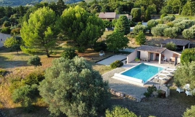Bedoin House | Maison Provençale Avec Magnifique Jardin et Piscine