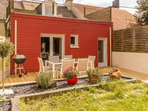 Blain House | Maison rénovée avec jardin près du Canal de Nantes à Brest, idéale pour pêche et escapades nature - FR-1-306-870