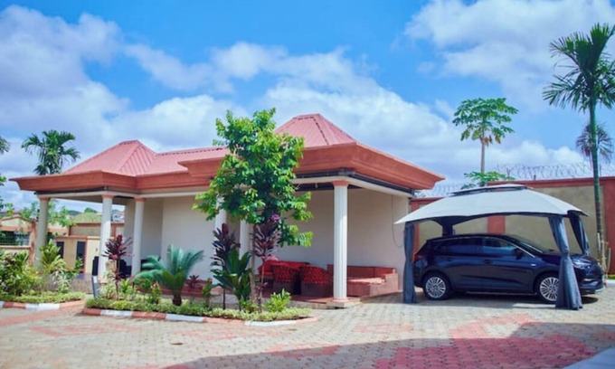 Yaounde Villa | Maison Spacieuse de 4 Chambres