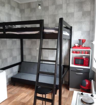 Sedan Apartment | MAISON Studio SEDAN Meublé 14M2 INDEPENDANT