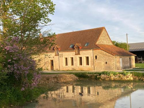 Etrechet House | Maison typique en Berry avec fibre et cour privée - FR-1-591-746