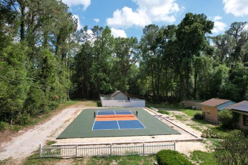 Gainesville House | Majestic house with swimming pool