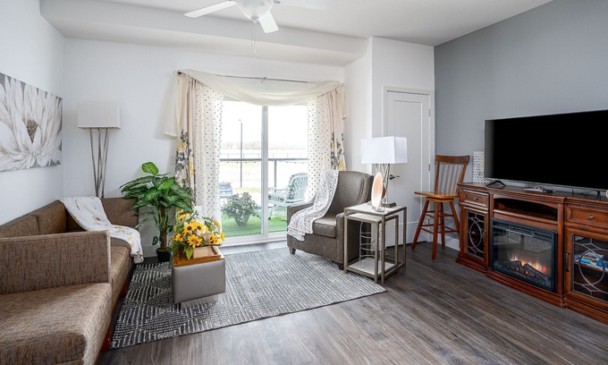East Moline Apartment | Majestic Mississippi River View