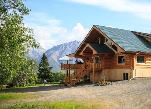 Glacier View Cabin | Majestic Valley Wilderness Lodge