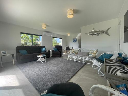 Whitianga House | Make memories at Cook Drive