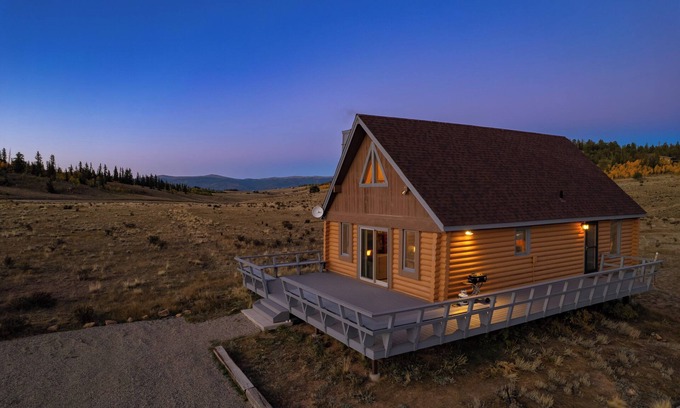Indian Mountain Cabin | Make memories of a lifetime this Christmas at Mountain Escape! nn