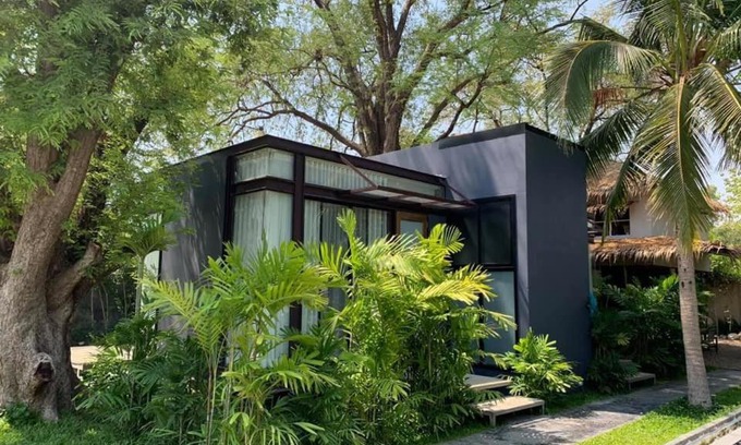 Kanchanaburi Bed & Breakfast | Makham Villa