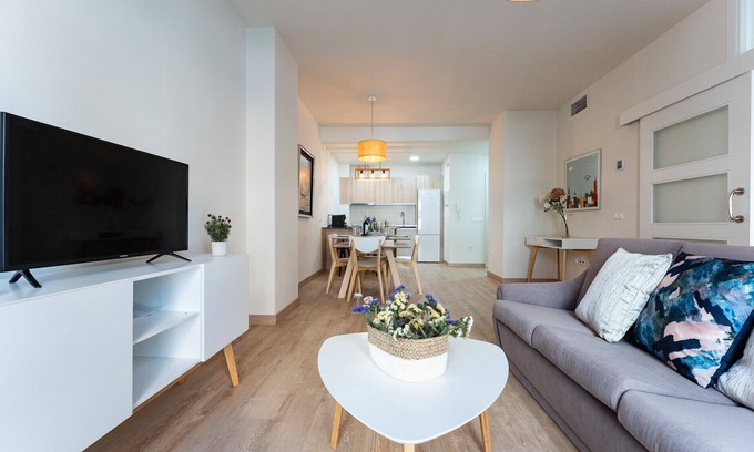 Bailen-Miraflores Apartment | MalagaSuite Comfortable Home 1