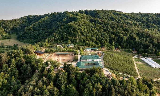 Zenica-Doboj Canton Cabin | Malak Farma
