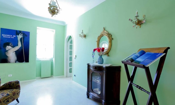 Ortigia Apartment | Mallorca Penthouse. Luxurious house in Ortigia.