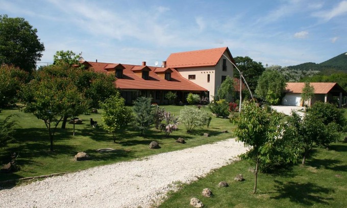 Csobanka House | Malomdűlő Farmház