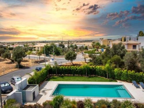Pera Villa | Mamma Mia House - Sea View & Pool and Garden & BBQ