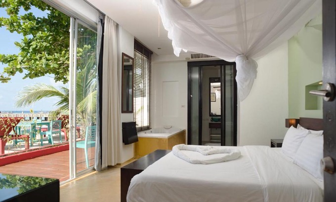 Chaloklum Hotel | Mandalai Hotel