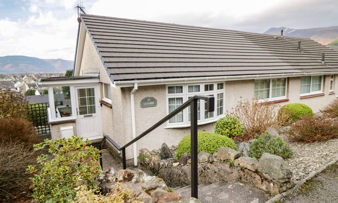 Keswick Cottage | MANESTY VIEW, family friendly, with a garden in Keswick