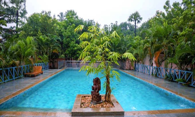 Pudukuppam Hotel | Mango Hill La Serene Puducherry