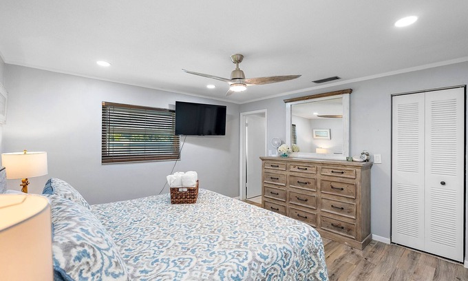 Walsingham House | Mango Oasis, 9 minutes to beach, Pool, 2 Covered Patios, 2 wood burning grills
