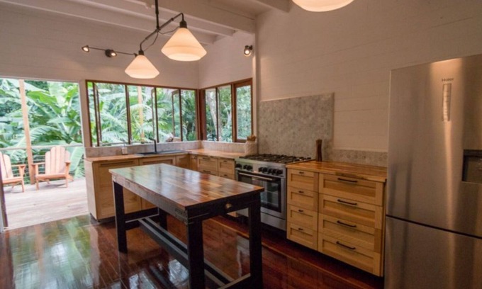 Nelly Bay House | Mango Treehouse, Mango Parkway, Nelly Bay