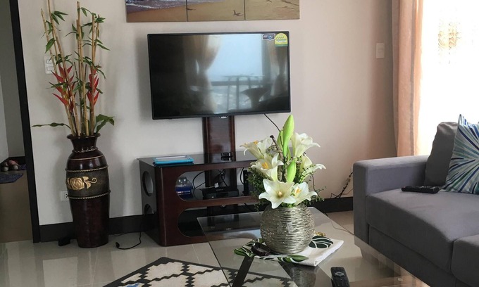 Socorro Condo | Manhattan Height 1 bedroom Condominium