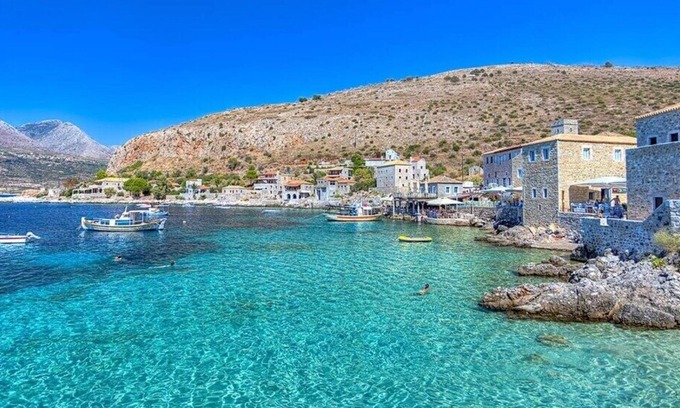 Riglia Villa | Mani's Best Kept Secret - Seaview Villa Lida