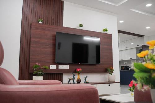 Gachibowli Apartment | Manish Suites & Service Apartments
