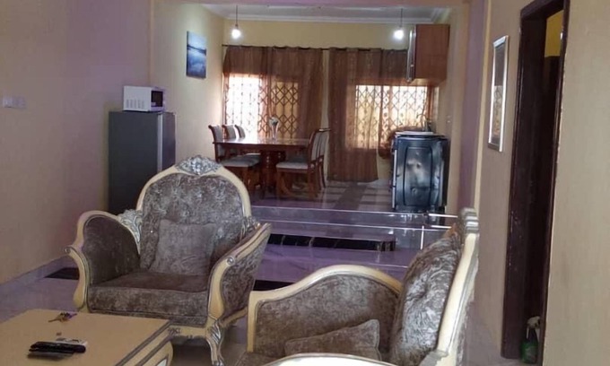 Mankessim House | Mankessim-5Bedroom-4Bathroom-6Beds-Parking
