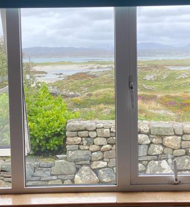Ballyconneely House | Mannin Beach View House