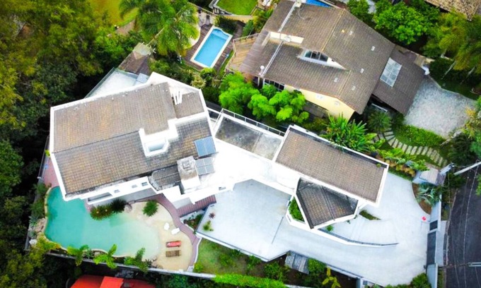 Carapicuiba House | Mansão na Granja Viana