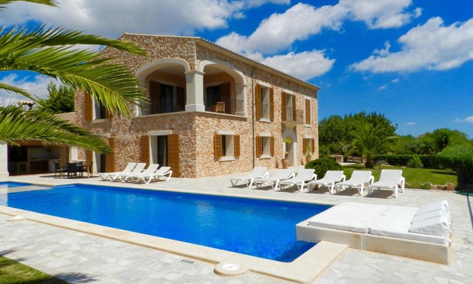 S Horta Villa | Mansion Ses Oliveres