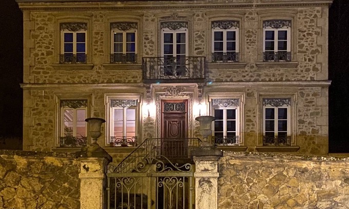 Malleval House | Mansion with large capacity