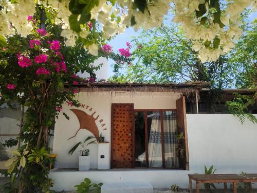 Fulidhoo House | Manta Ray