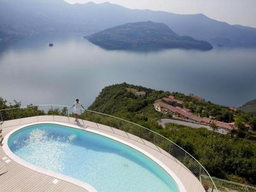 Plassi Apartment | Mantegna Garten Mit Seeblick Und Schwimmbad
