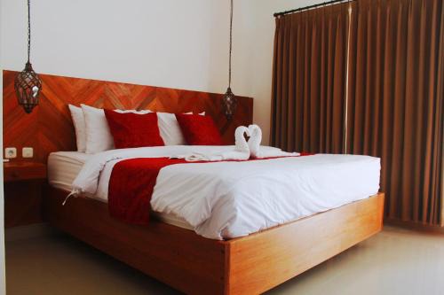 Nyuh Kuning House | Maple House