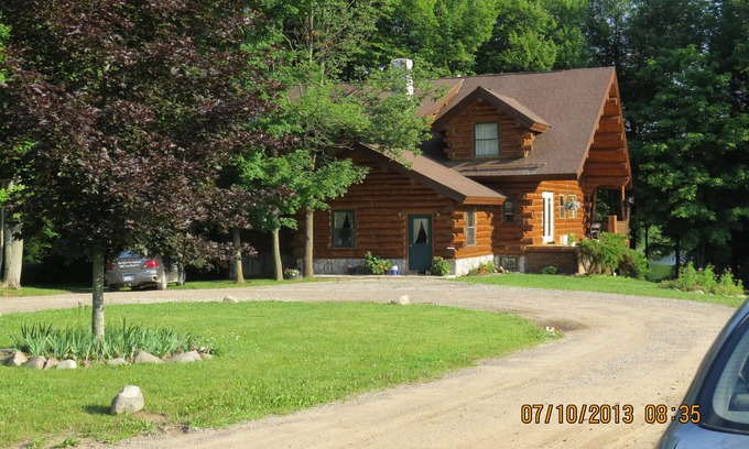 Tustin Cabin | Maple Lane Lake House