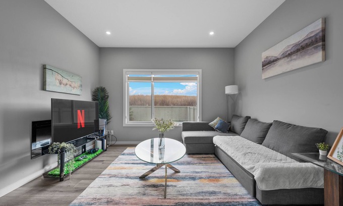 Southeast Edmonton House | Maple's Nest