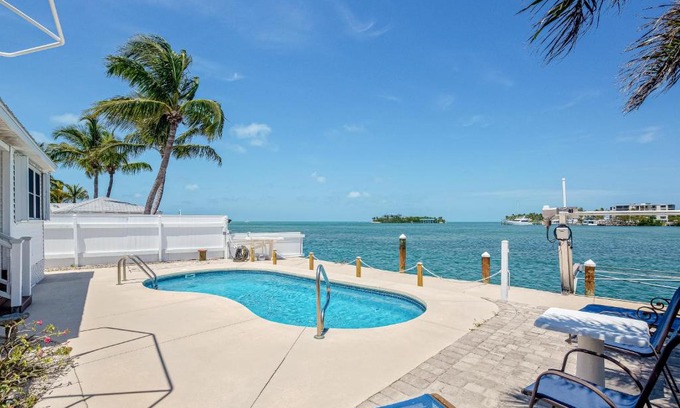Marathon House | Marathon Magic