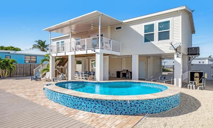 Marathon House | Marathon Majesty