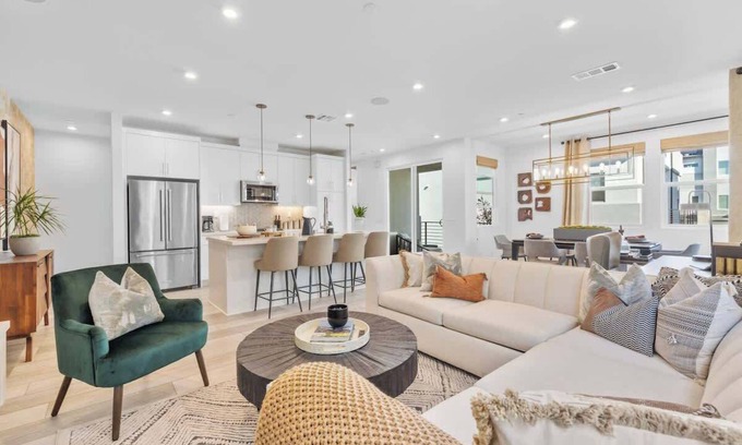 Anaheim Resort House | @Marbella Lane-Luxury Designer 3BR Home Disneyland