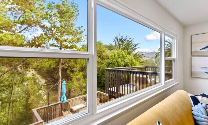 Linda Mar House | @ Marbella Lane - Stylish 4BR w/Revitalizing View